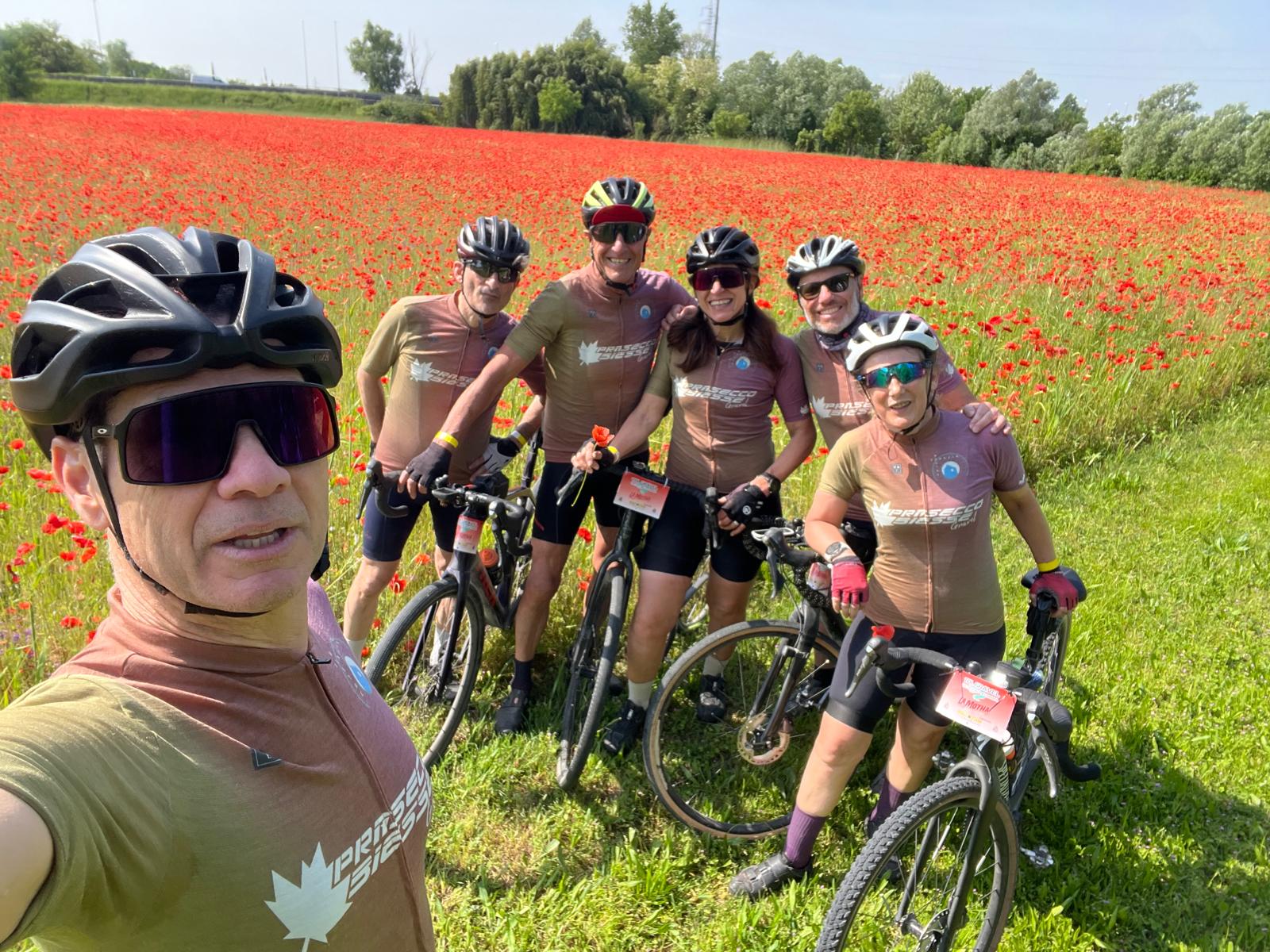 PHOTO-2025-05-04-16-17-44 Gravel Prasecco Biesse: Avventura, Natura e Spirito di Squadra!